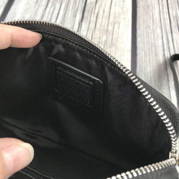 Coach X Peanuts Corner Zip Wristlet Wallet With Snoopy & Woodstock - Picture 8 of 8